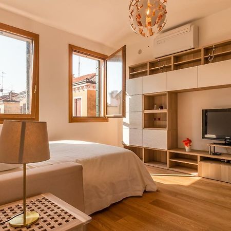 Sunny Nest Canal View In Venice Chic Movida Ngoại thất bức ảnh